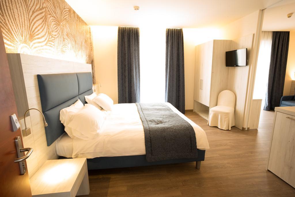 Hotel Cesare Augustus Lido di Jesolo Esterno foto