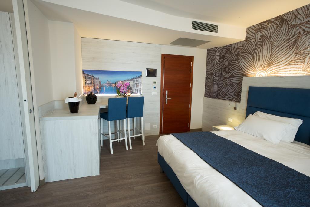 Hotel Cesare Augustus Lido di Jesolo Esterno foto
